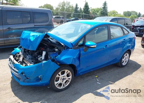 2015 Ford Fiesta Se z USA, uszkodzony, nr VIN 3FADP4BJ3FM203132